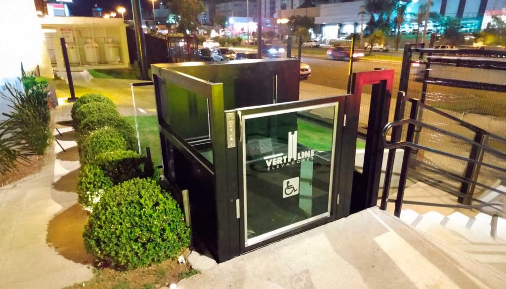 vertline-plataforma-semi-cabinada